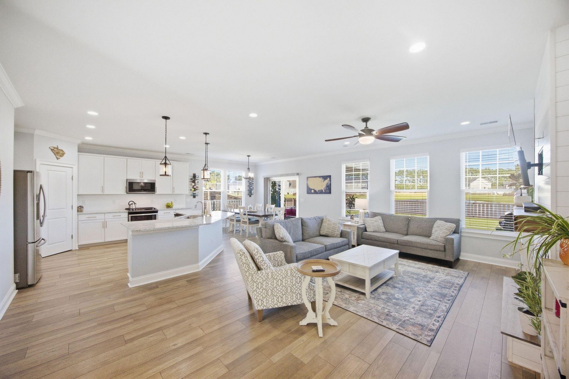 449 Spectrum Road Photo 10
