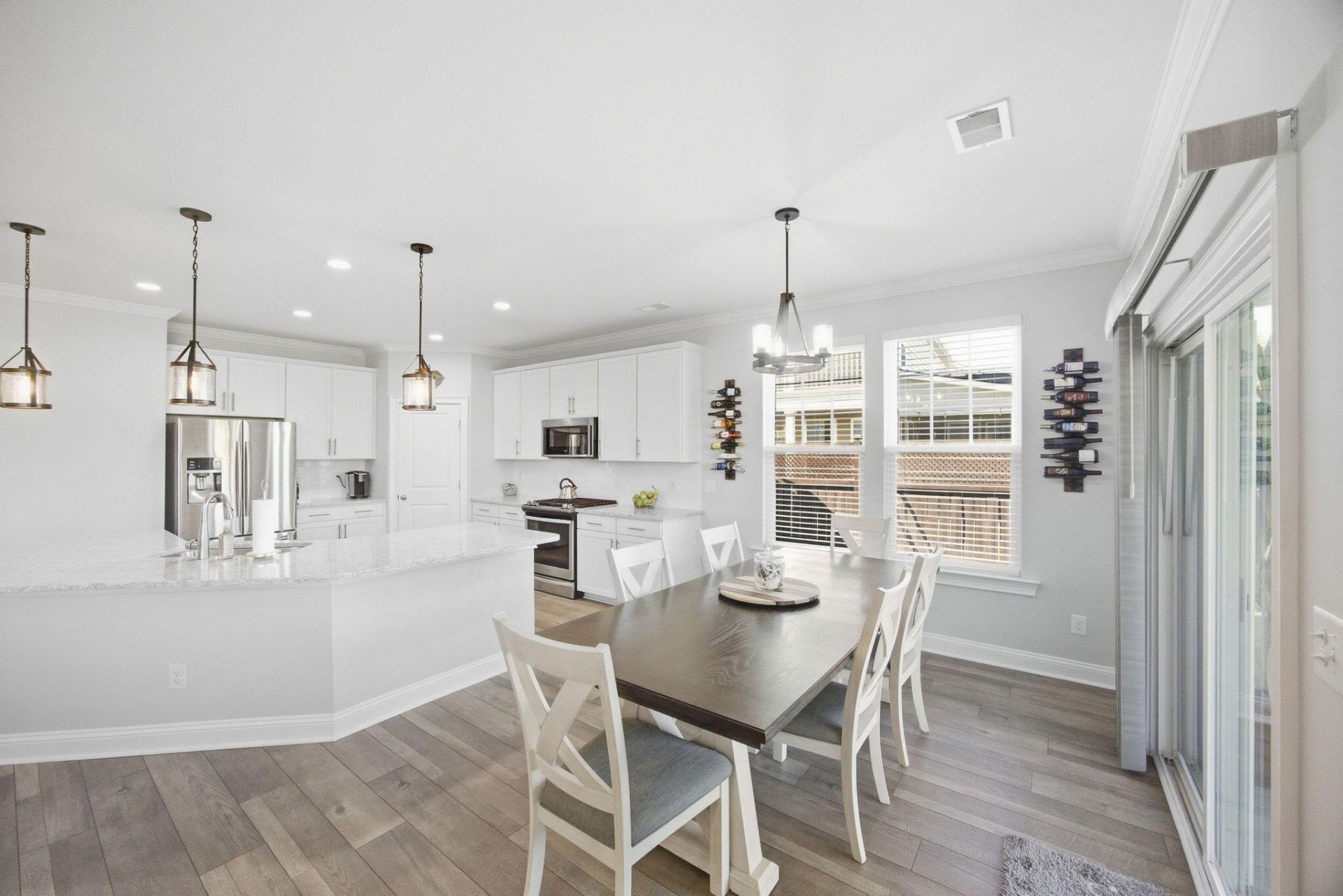 449 Spectrum Road Photo 14