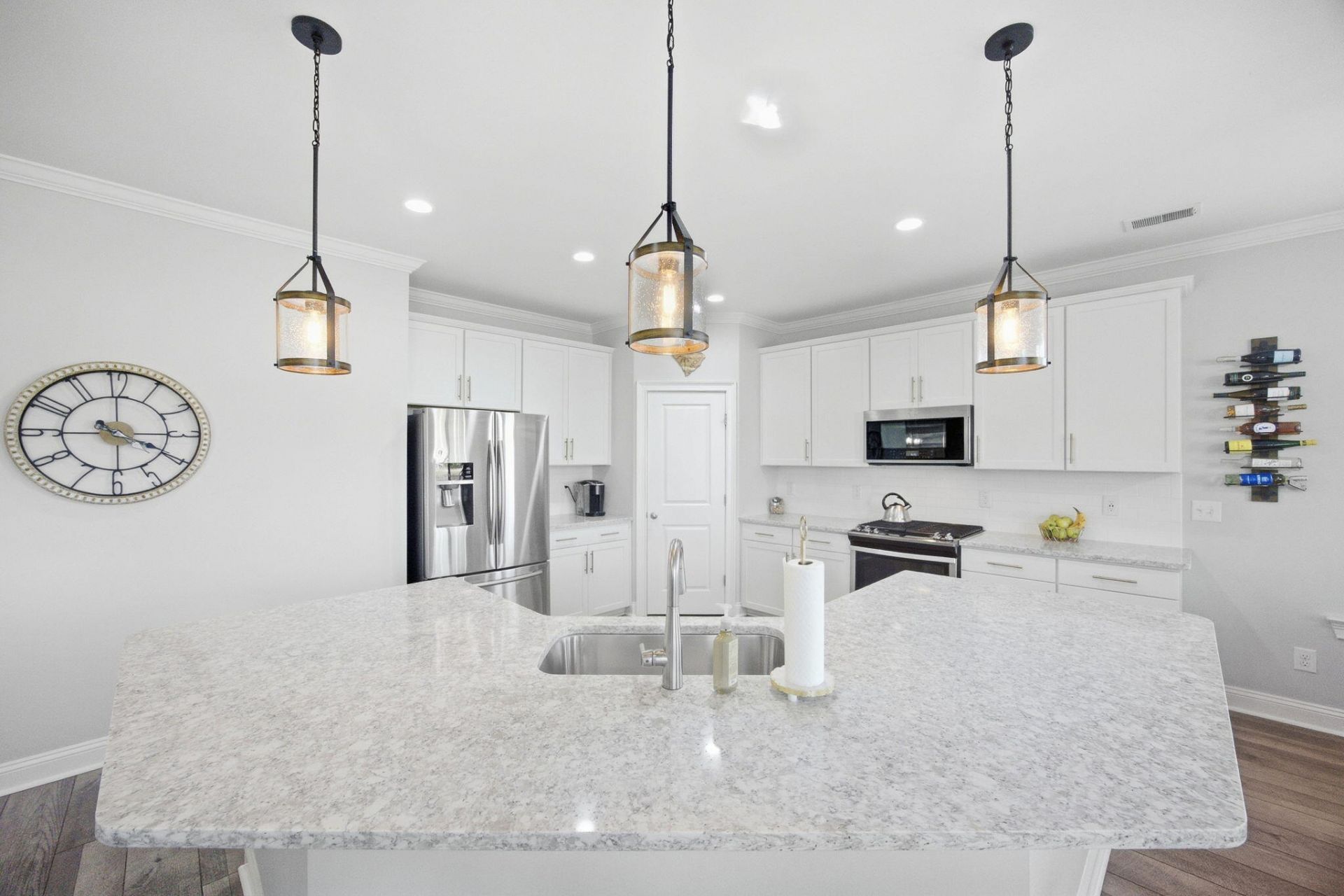 449 Spectrum Road Photo 18