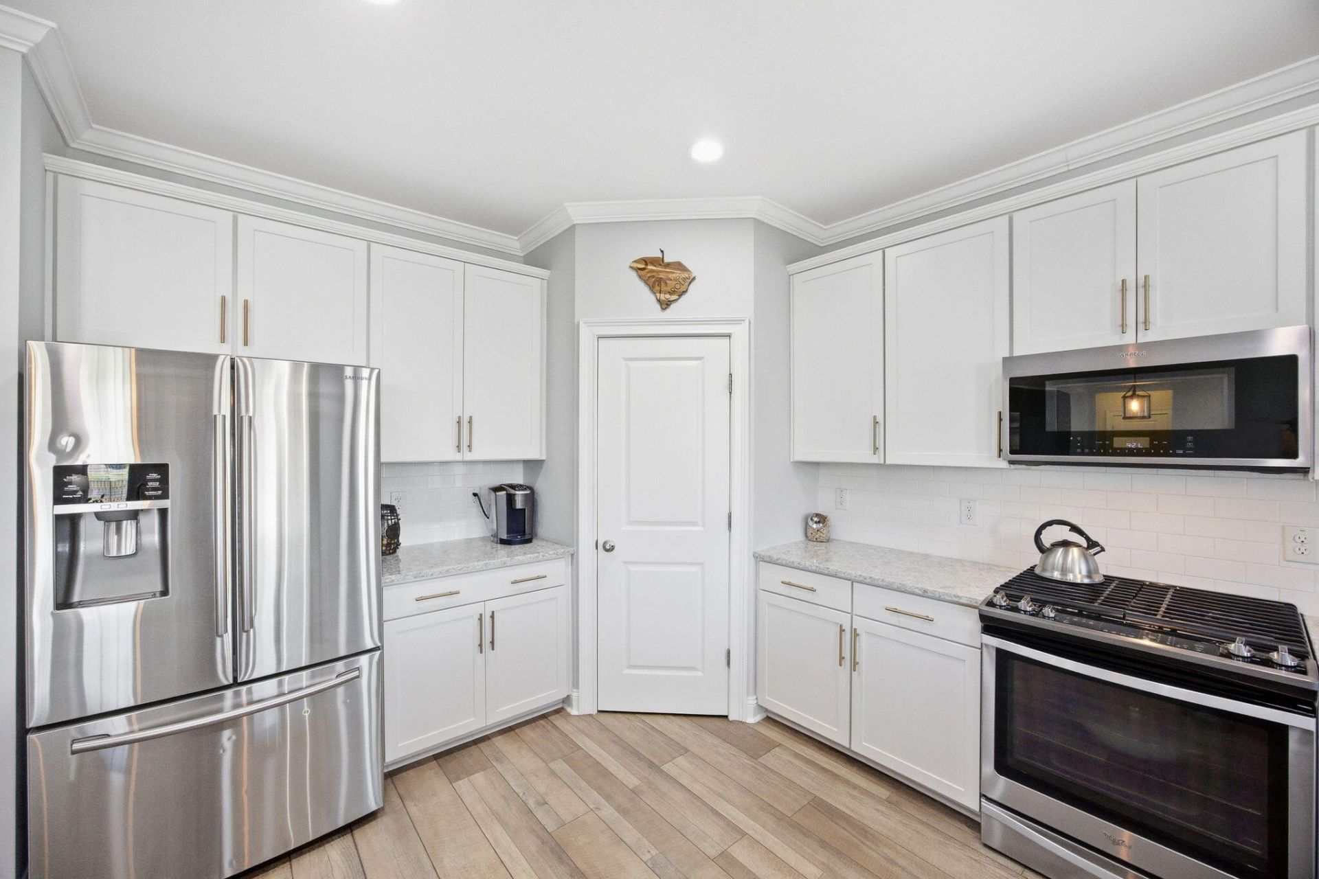 449 Spectrum Road Photo 21