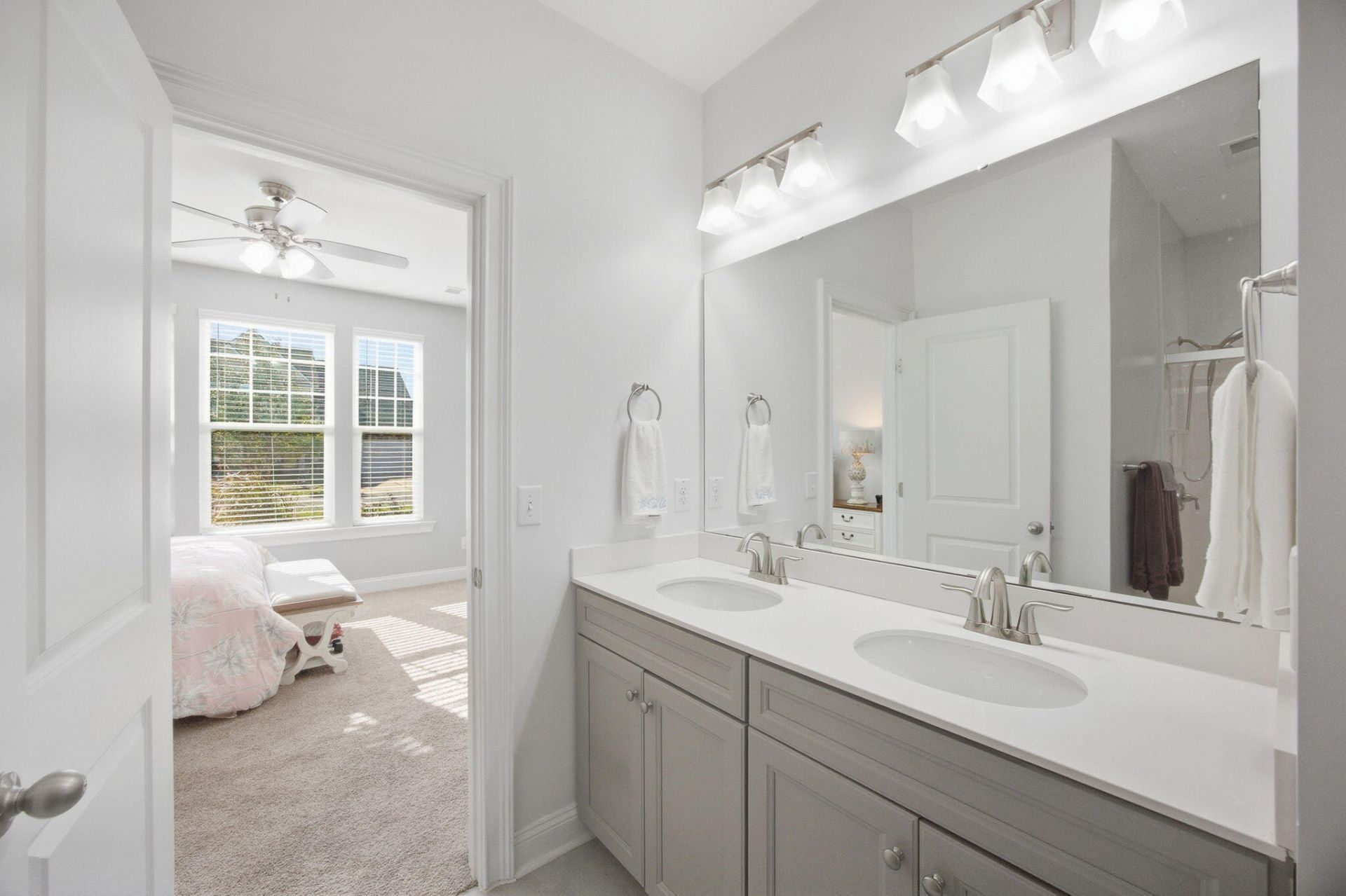449 Spectrum Road Photo 37