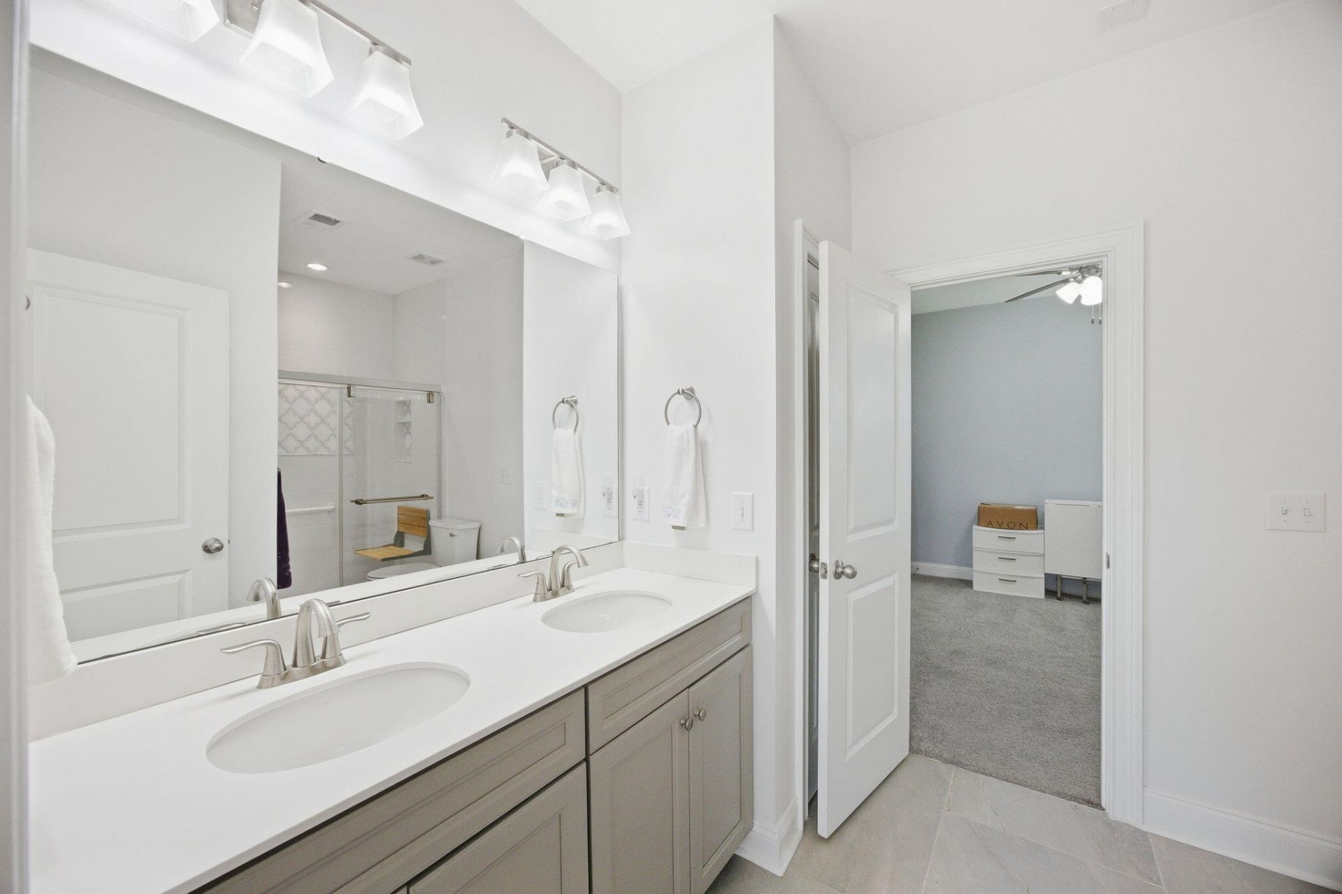 449 Spectrum Road Photo 39