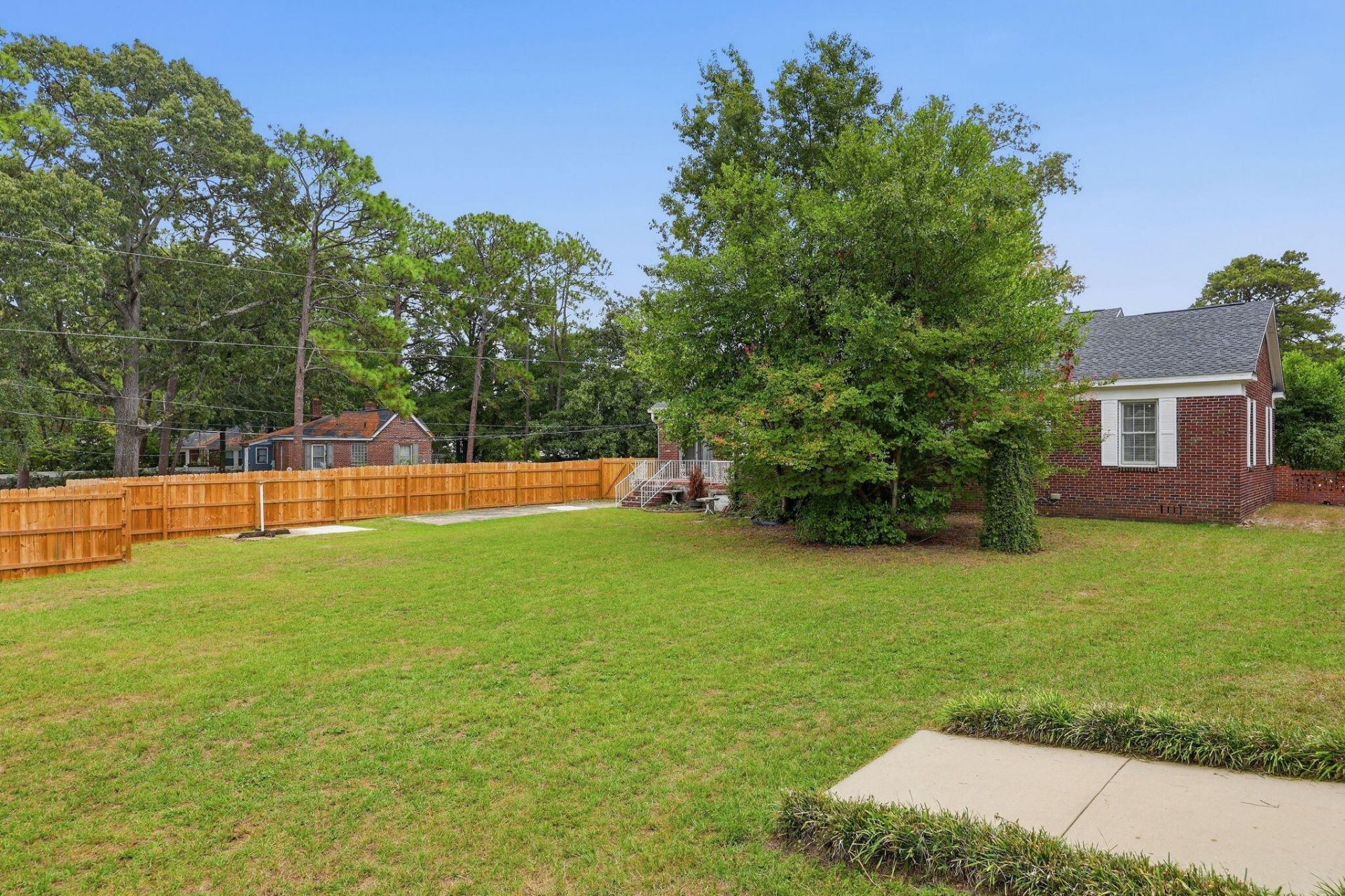 900 Naples Avenue Photo 35