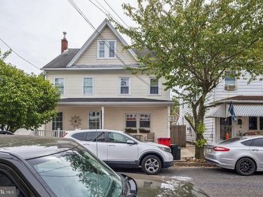 916 CEDAR STREET, BRISTOL, PA 19007
