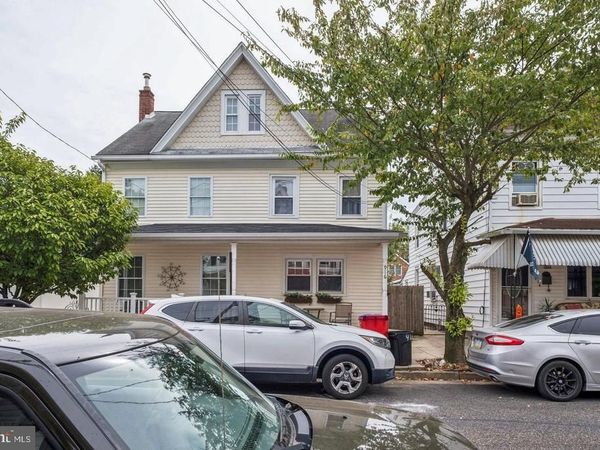916 CEDAR STREET , BRISTOL, PA 19007