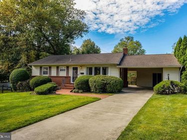 310 ARCADIAN CIRCLE SW, VIENNA, VA 22180