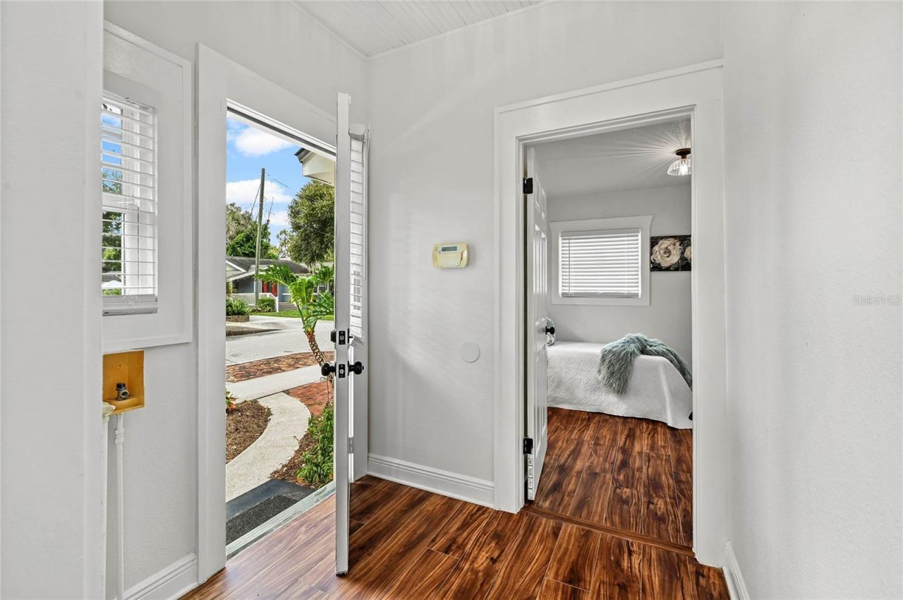 1 E Princeton Street , Orlando, FL 32804 Photo