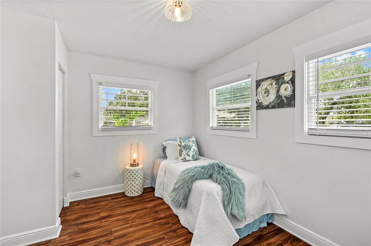 1 E Princeton Street , Orlando, FL 32804 Photo