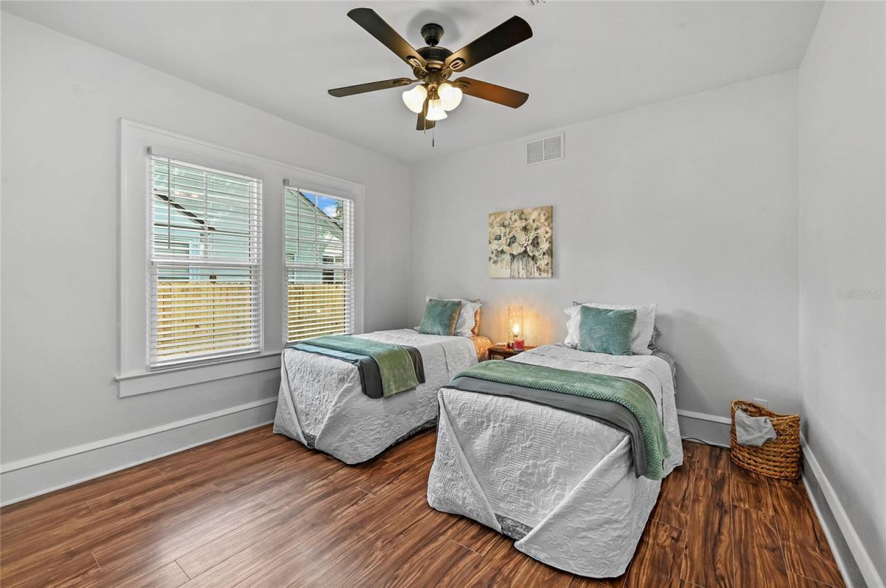1 E Princeton Street , Orlando, FL 32804 Photo