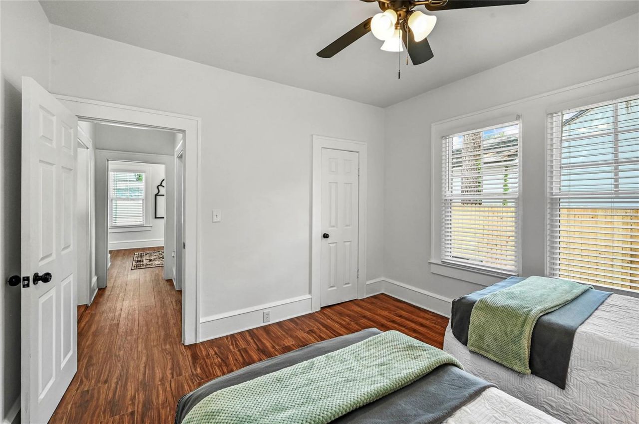 1 E Princeton Street , Orlando, FL 32804 Photo