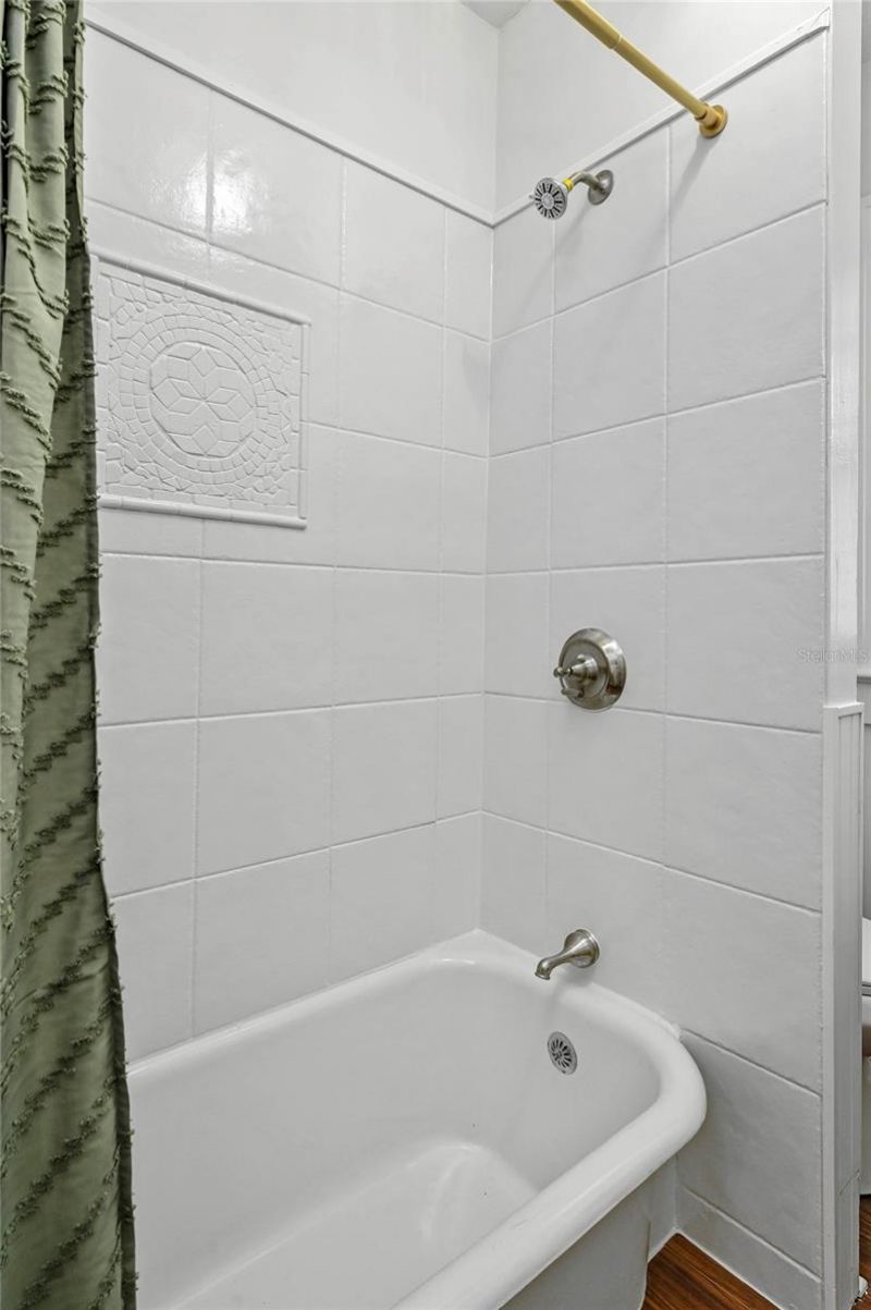 1 E Princeton Street , Orlando, FL 32804 Photo