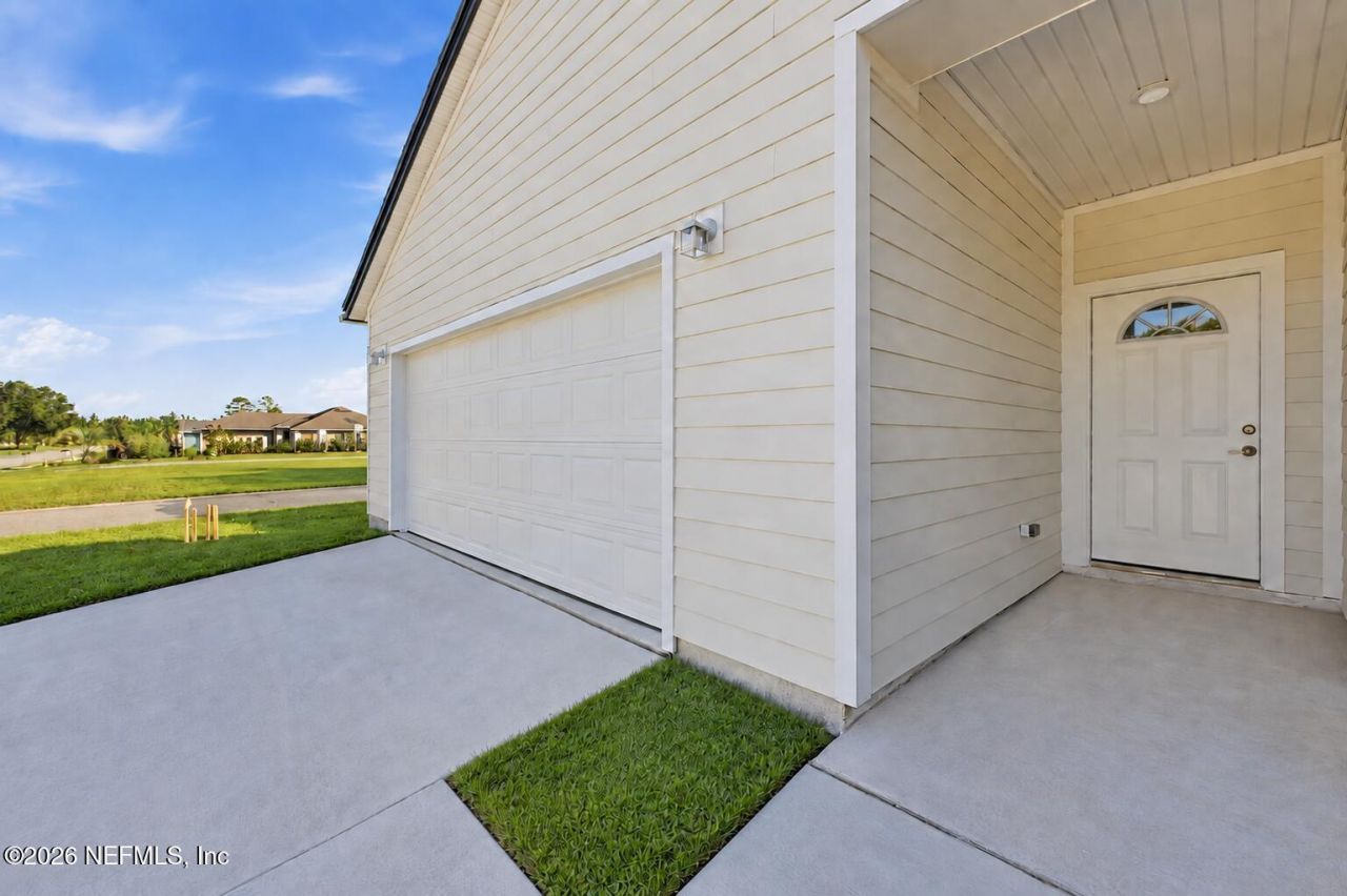 112 Village Drive, Welaka, FL 32193 Photo