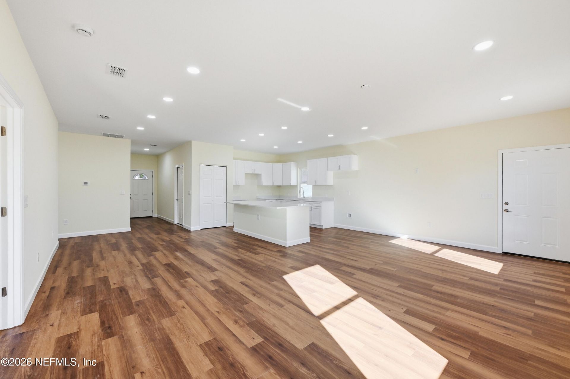 112 Village Drive, Welaka, FL 32193 Photo