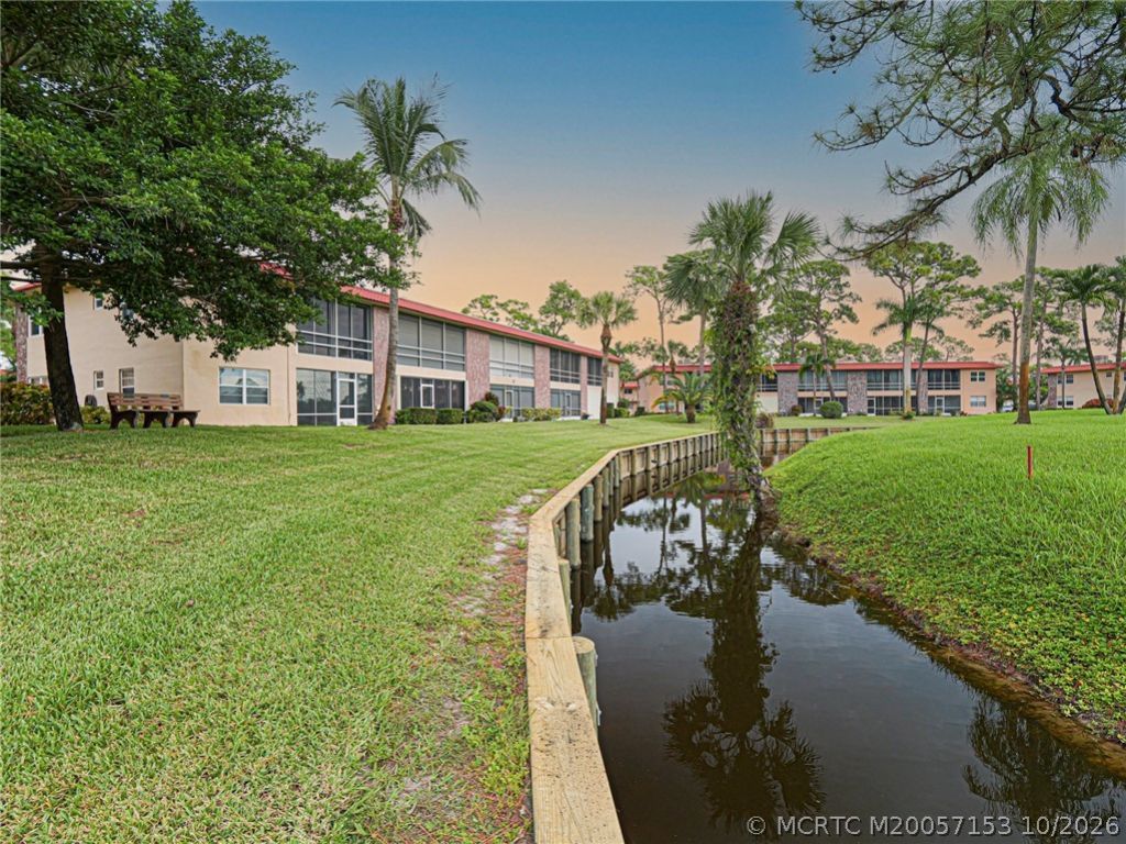 1975 SW Palm City Road, Unit 39J, Stuart, FL 34994 Photo