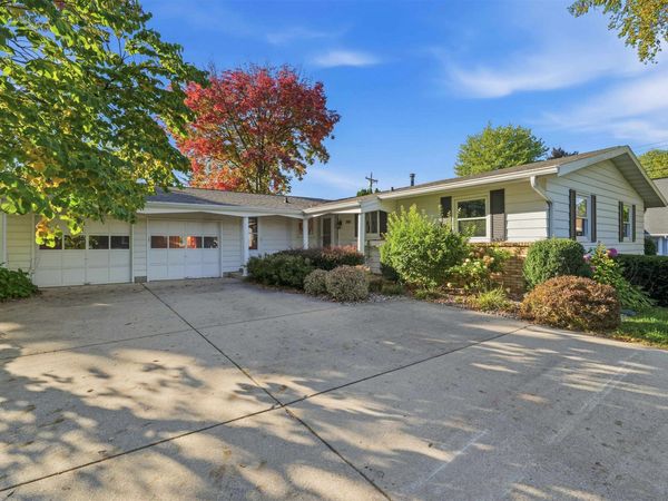700 Denning Avenue, Beaver Dam, WI 53916