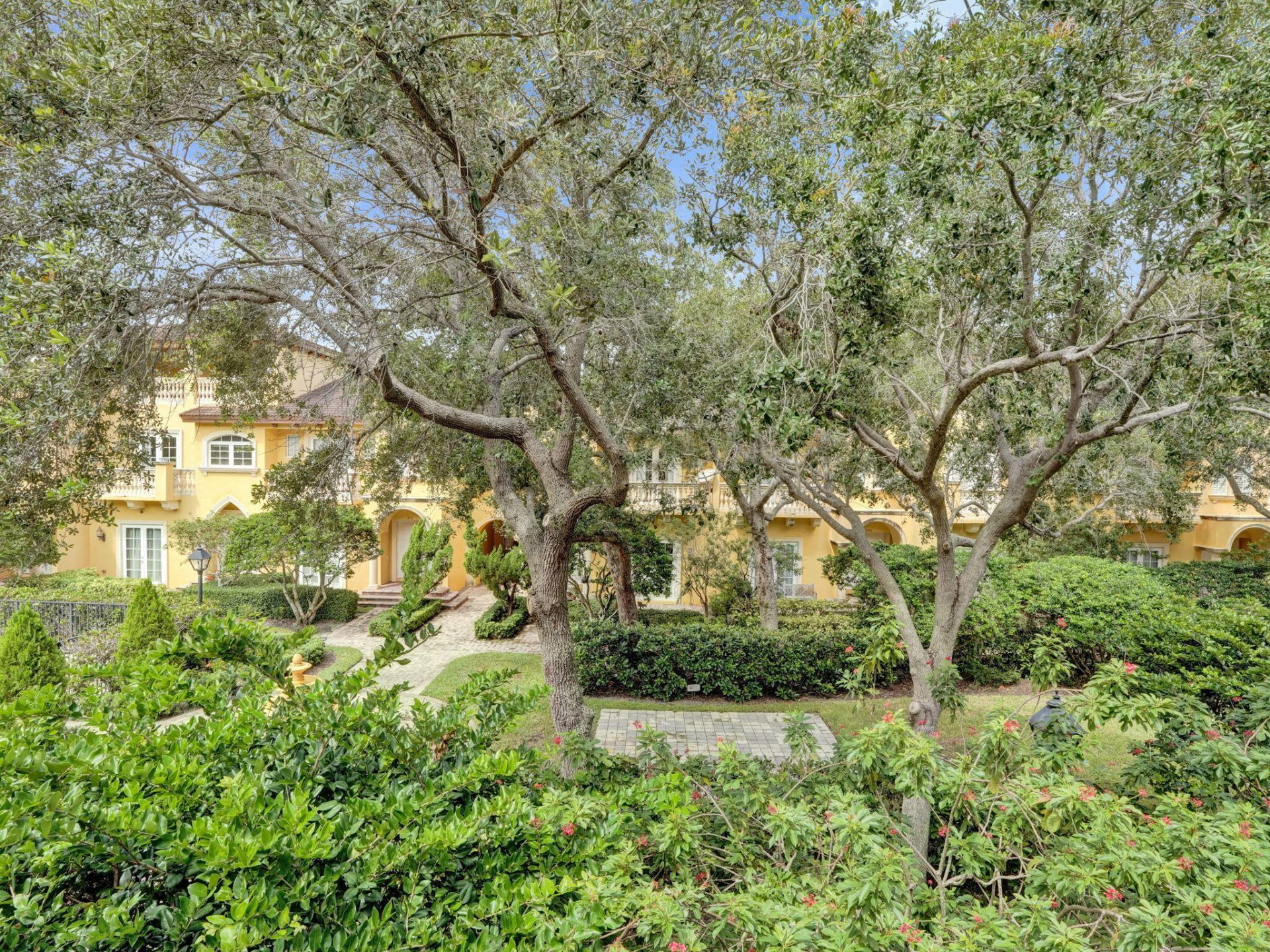 385 NE 69th Circle, Boca Raton, FL 33487 Photo