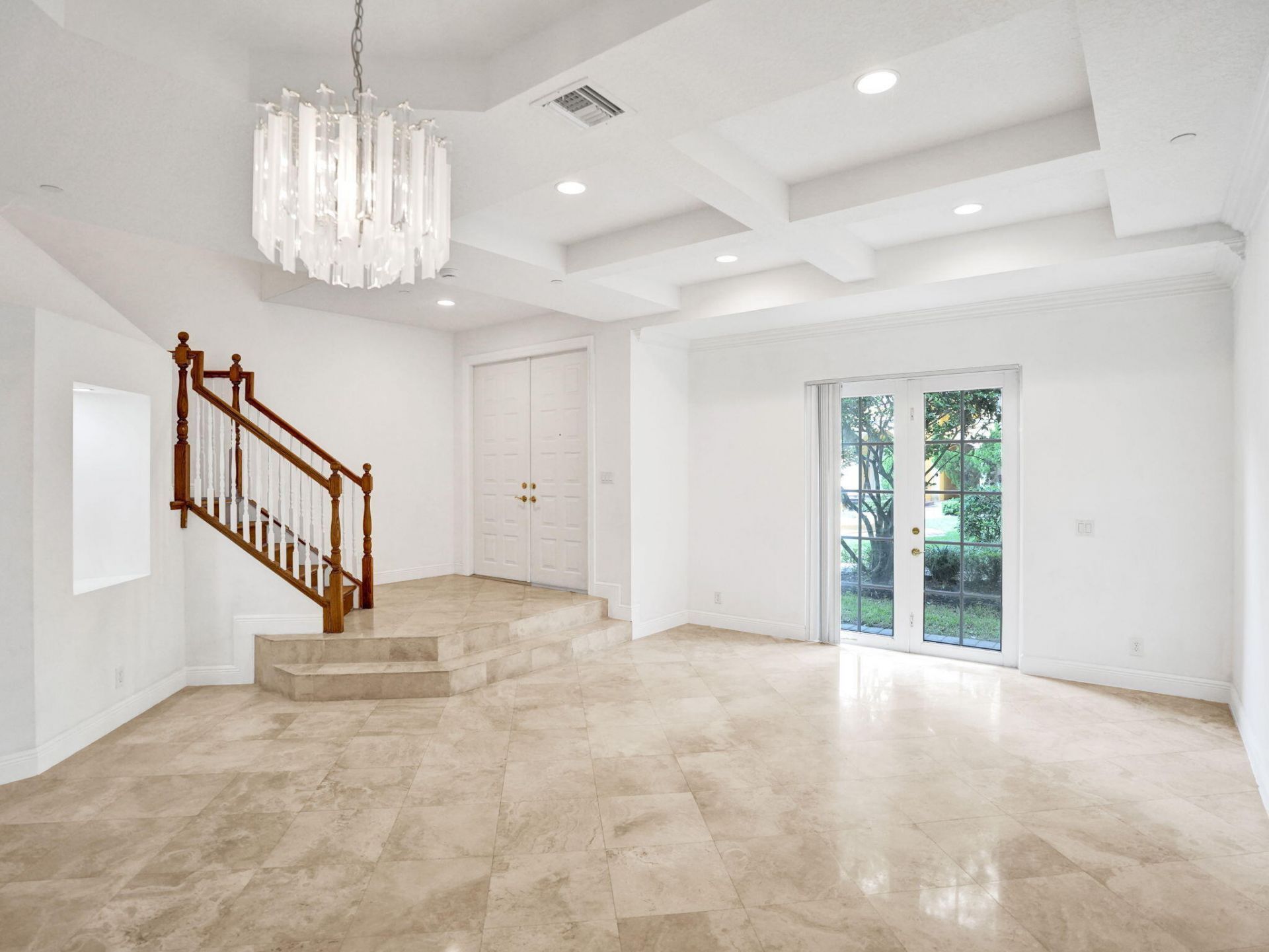 385 NE 69th Circle, Boca Raton, FL 33487 Photo