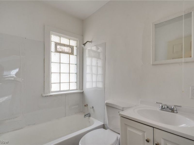 11701 Gay Avenue , Cleveland, OH 44105 Photo 22