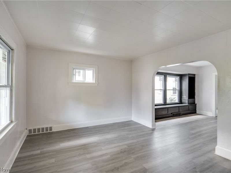11701 Gay Avenue , Cleveland, OH 44105 Photo 4