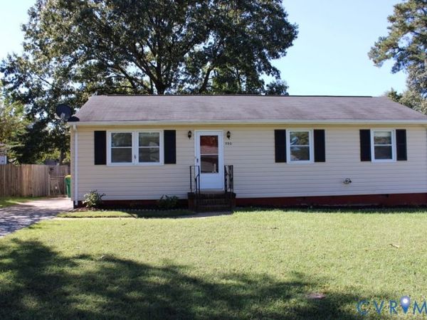 390 Red Oak Drive , Hopewell, VA 23860