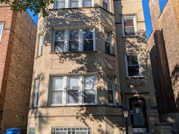 9040 S Laflin Street, Chicago, IL 60620