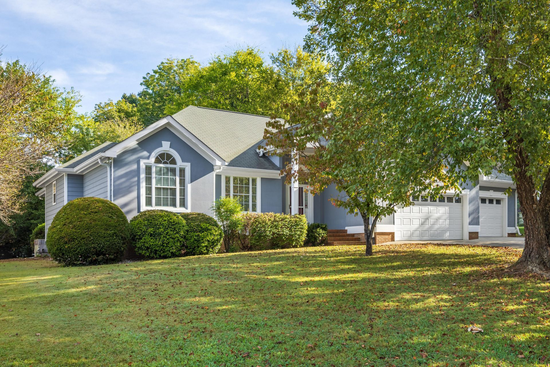 5433 Misty Valley Drive, Ooltewah, TN 37363 Main Photo