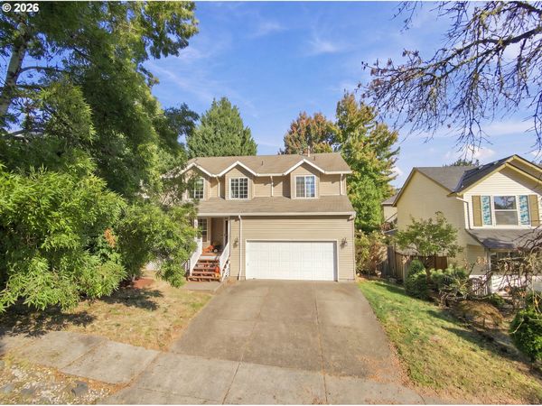 3608 N IVY DR, Newberg, OR 97132