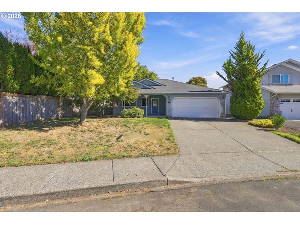2016 N VALERI DR, Newberg, OR 97132