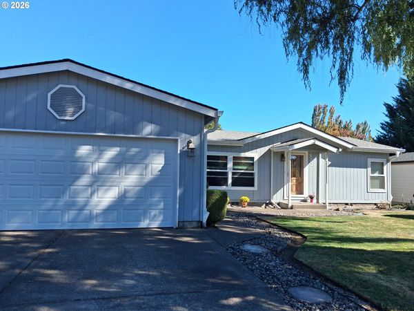 1655 S ELM ST, Unit 522, Canby, OR 97013