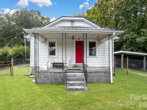 585 Eastview Road , Salisbury, NC 28146