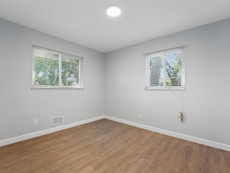 1545 Argus Road, Columbus, OH 43227 Photo 14