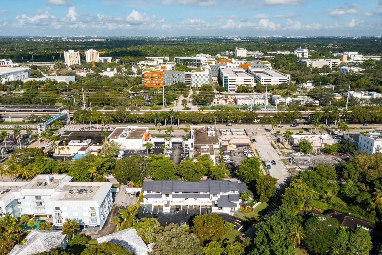 5750 Turin St , Unit 206, Coral Gables, FL 33146 Photo