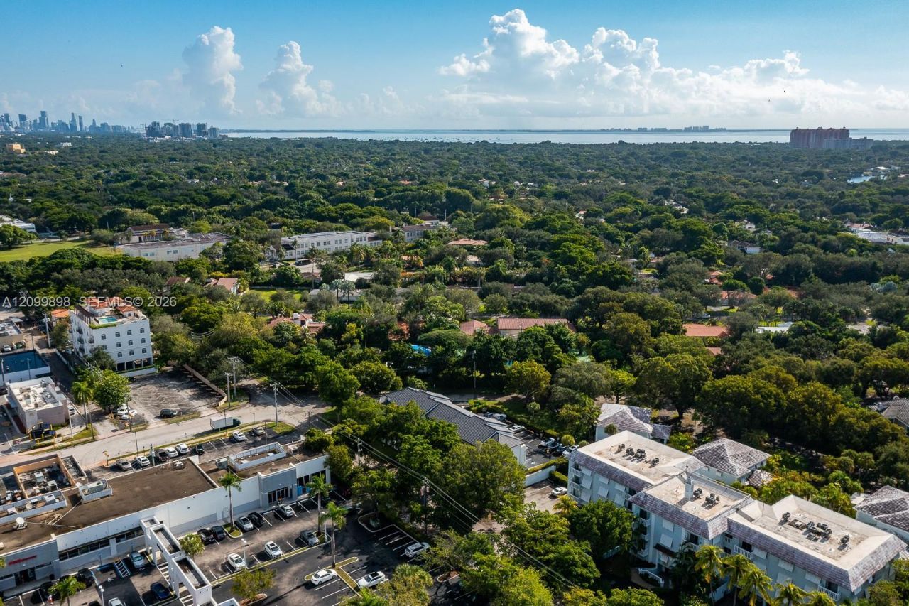 5750 Turin St , Unit 206, Coral Gables, FL 33146 Photo