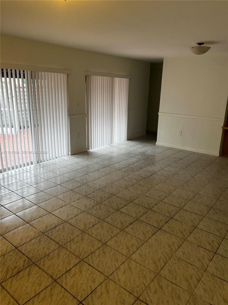 14368 SW 98th Ter , Miami, FL 33186 Photo