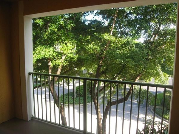 160 Yacht Club Way, Unit 308, Hypoluxo, FL 33462