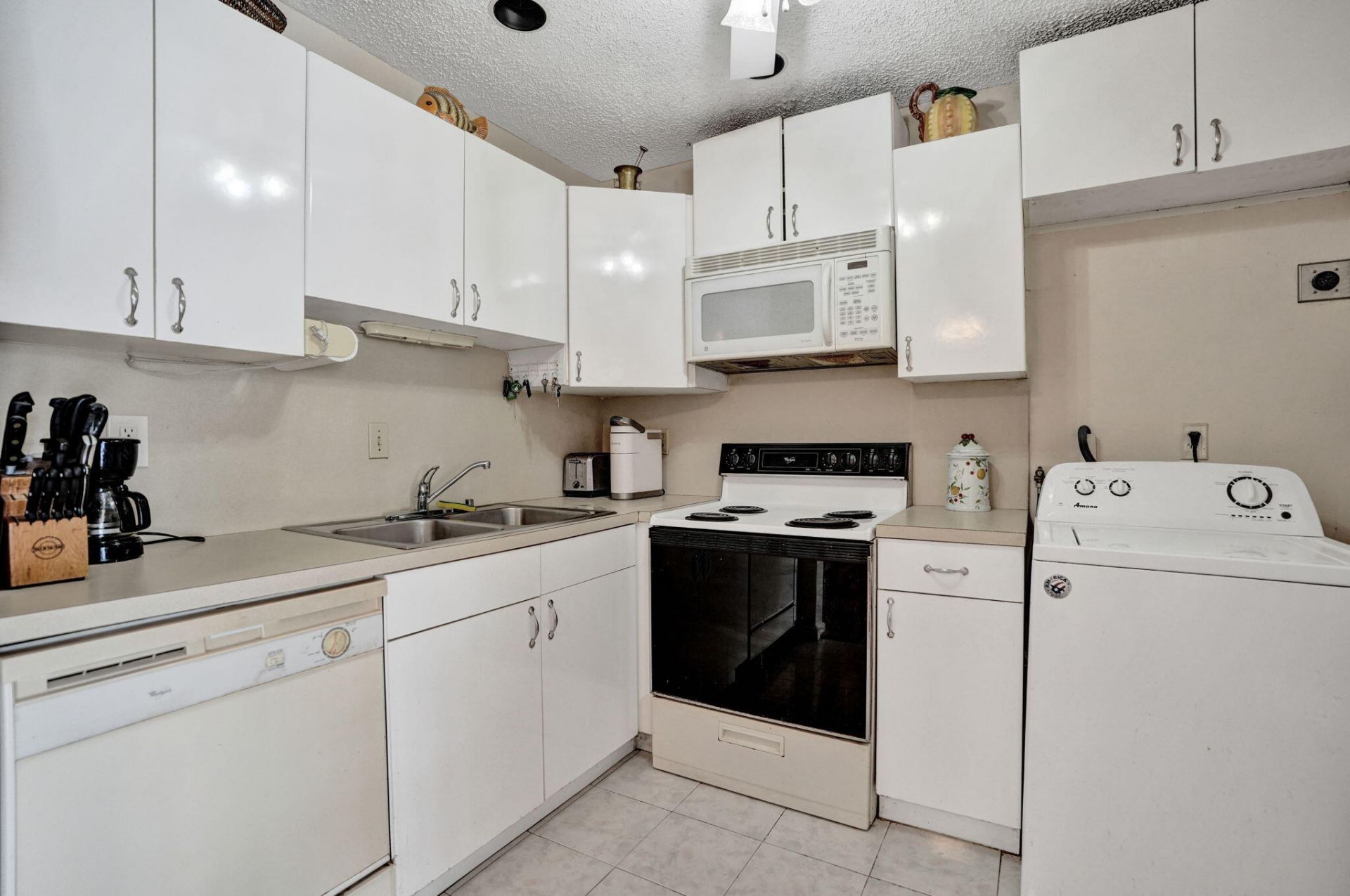 110 Cypress Club Drive, Unit 129, Pompano Beach, FL 33060 Photo