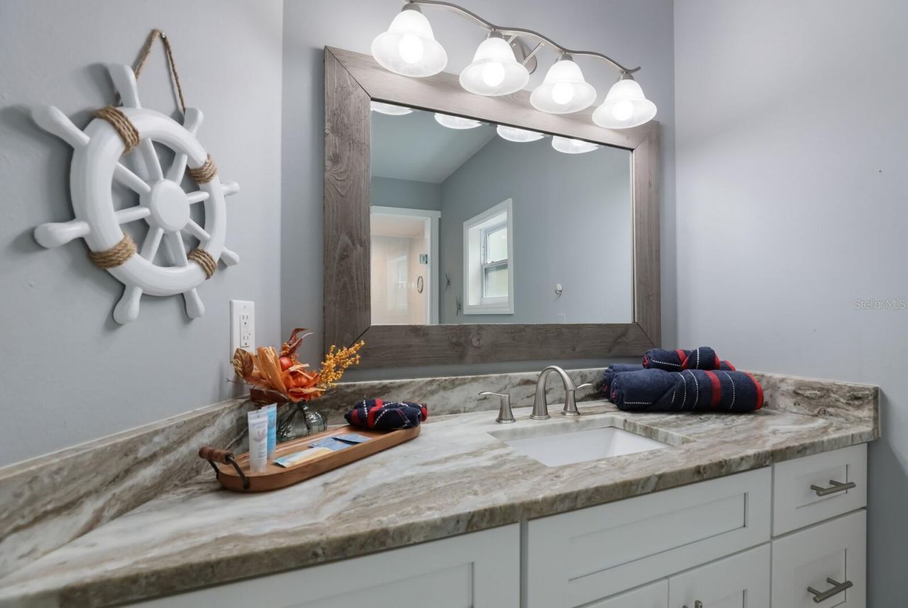 305 55th Street Nw, Bradenton, FL 34209 Photo