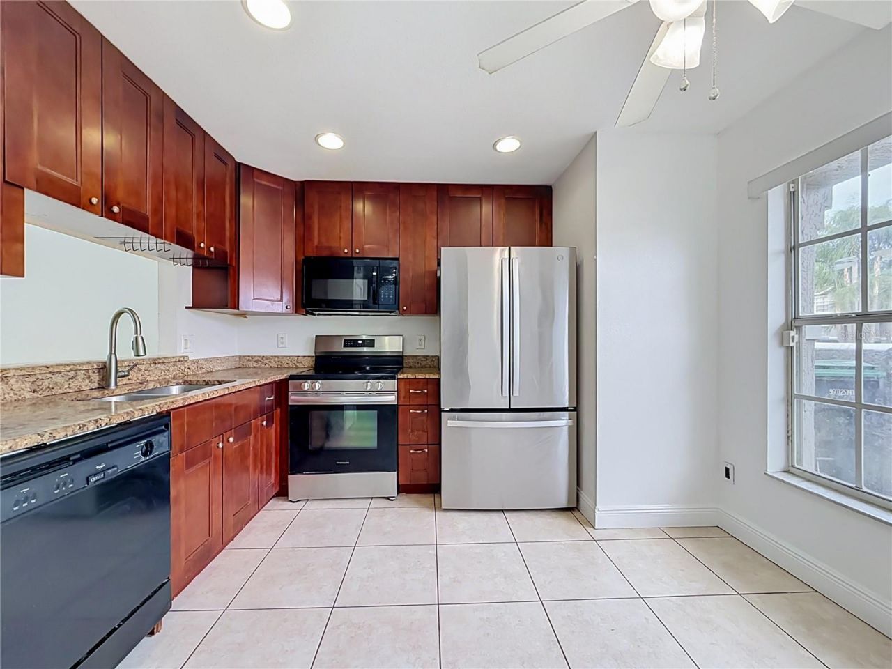 13518 Summerton Dr , Orlando, FL 32824 Photo