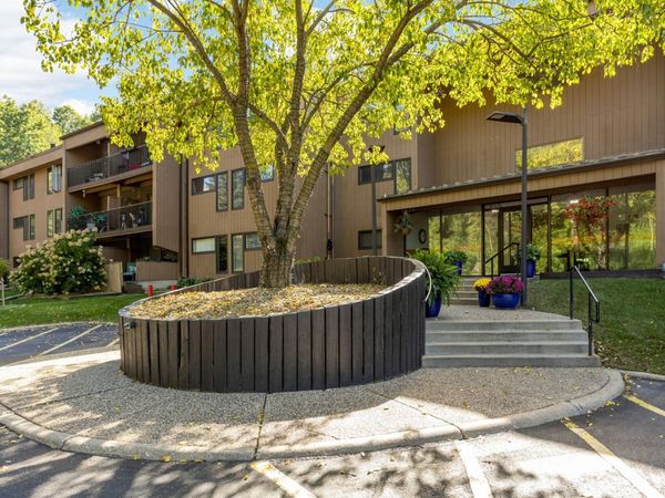 705 E Burnsville Parkway, Unit 114, Burnsville, MN 55337