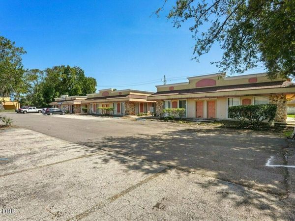 667 Beville Road, South Daytona, FL 32119