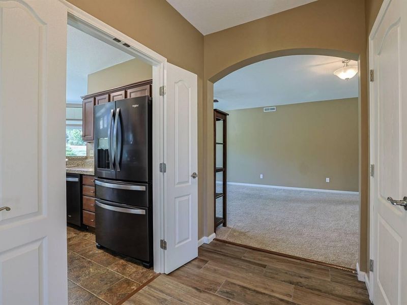 2287 Paragon Mill Drive, Unit 201, Burlington, KY 41005 Photo 5