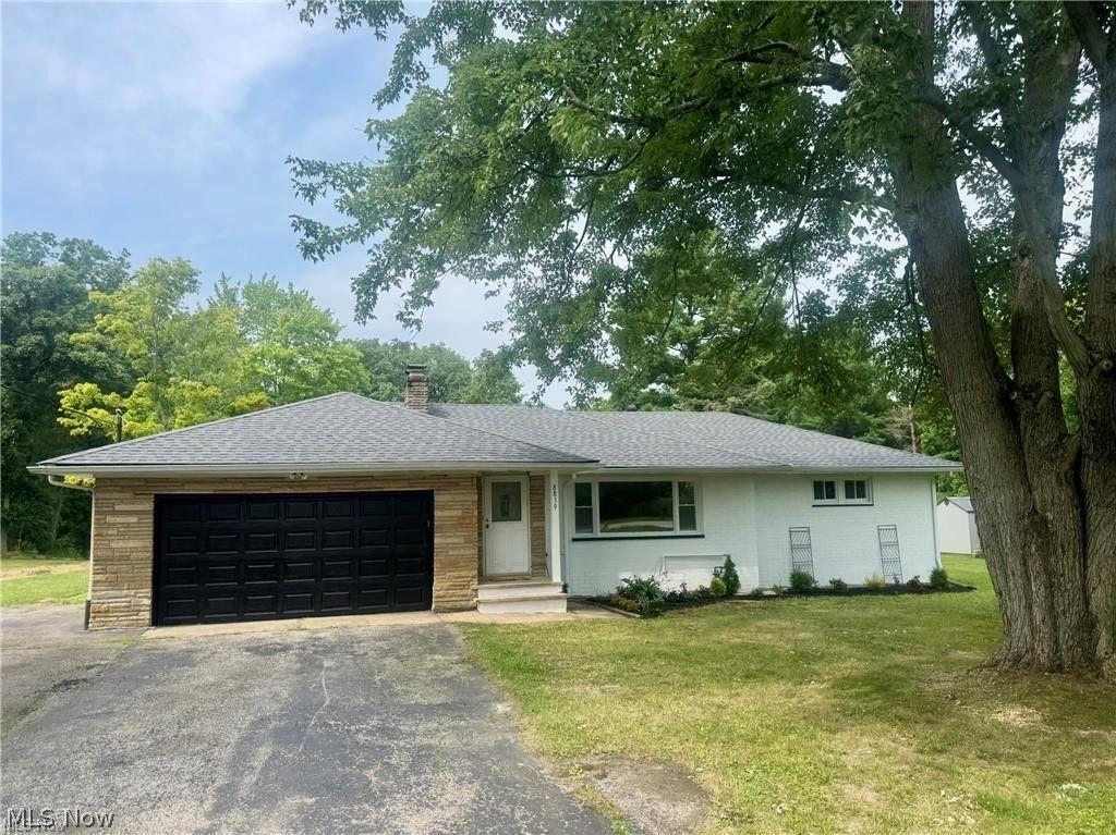 8839 Billings Road, Kirtland, OH 44094