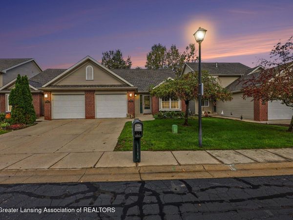 2061 Woven Heart , Holt, MI 48842