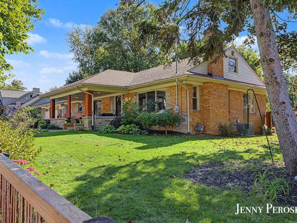 2022 Hall Street SE, East Grand Rapids, MI 49506