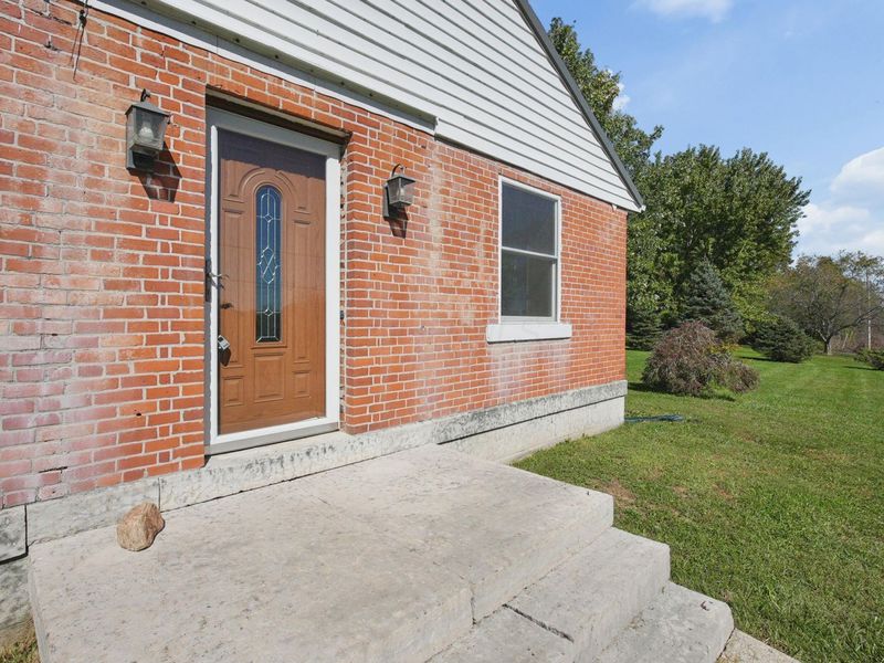 9028 Zane Trail Road, Circleville, OH 43113 Photo 6
