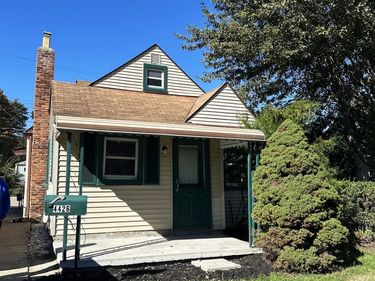 4426 Pelham Street, Dearborn Heights, Mi 48125