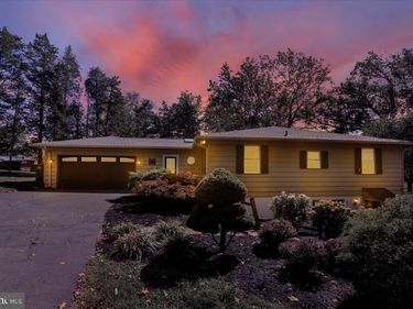 240 MONOCACY CREEK ROAD, DOUGLASSVILLE, PA 19508