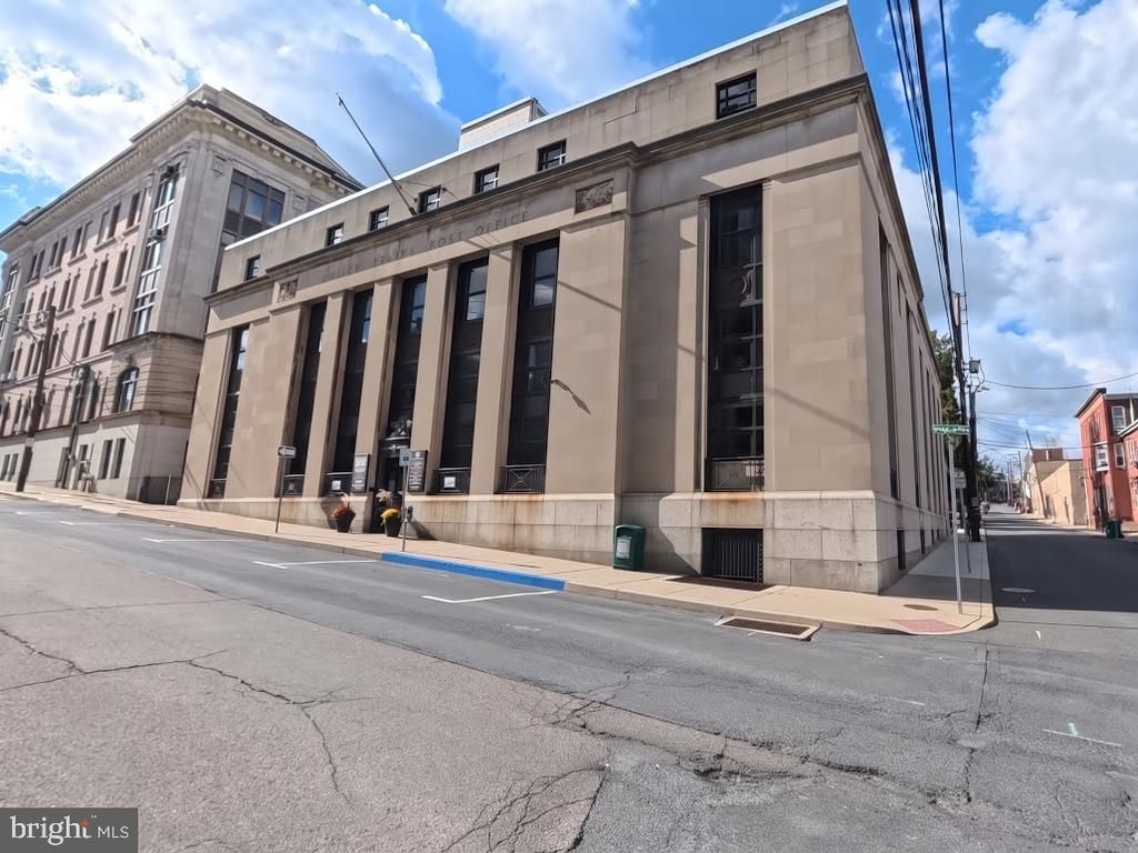 1 S 2ND STREET, POTTSVILLE, PA 17901