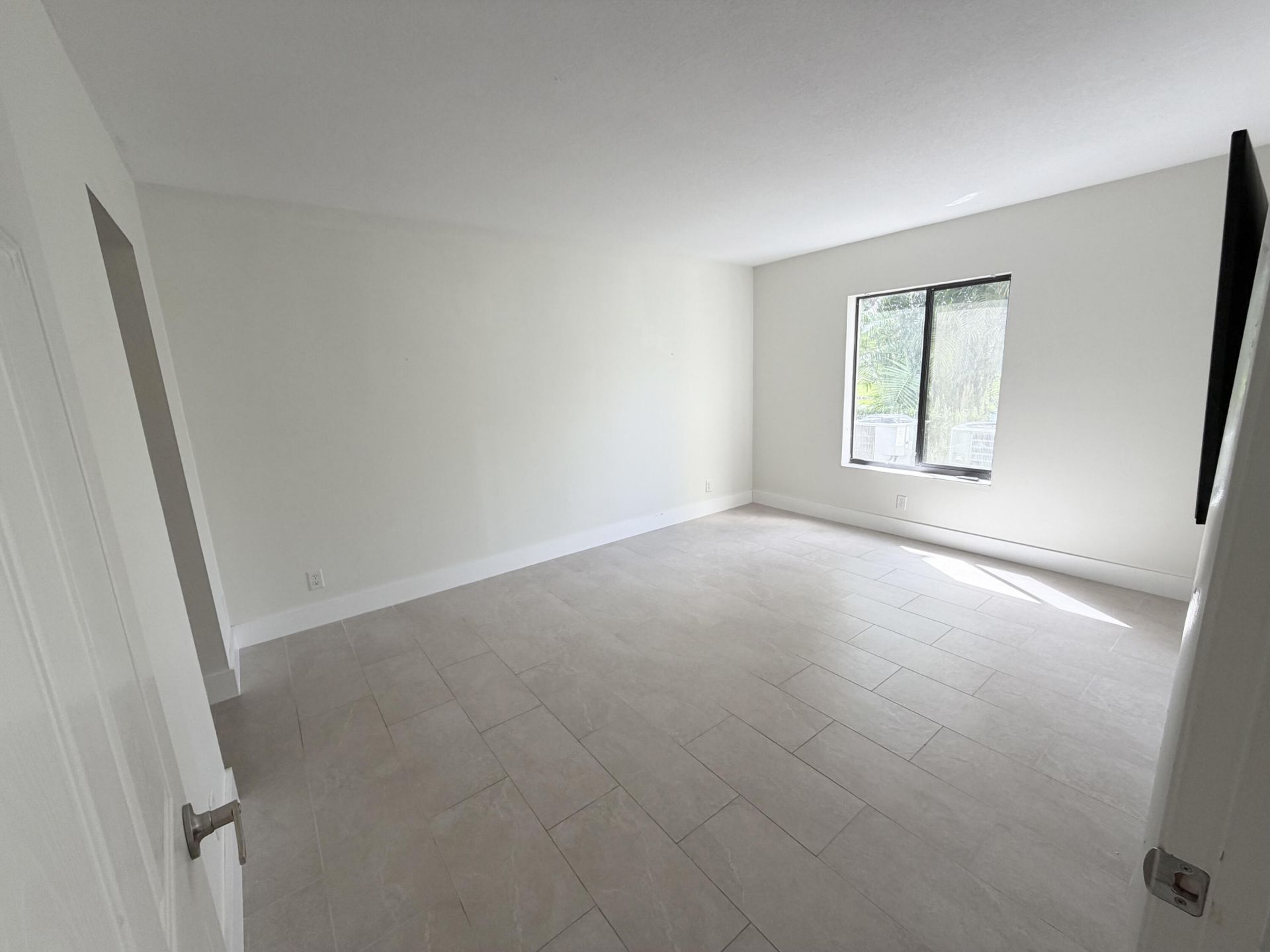 1112 Green Pine Boulevard, Unit F1, West Palm Beach, FL 33409 Photo