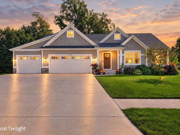 13092 Boulderway Trail, Grand Haven, MI 49417
